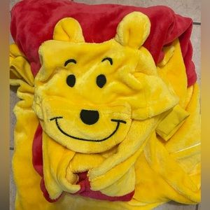 Winnie the Pooh Adult L costume but could fit someone much larger